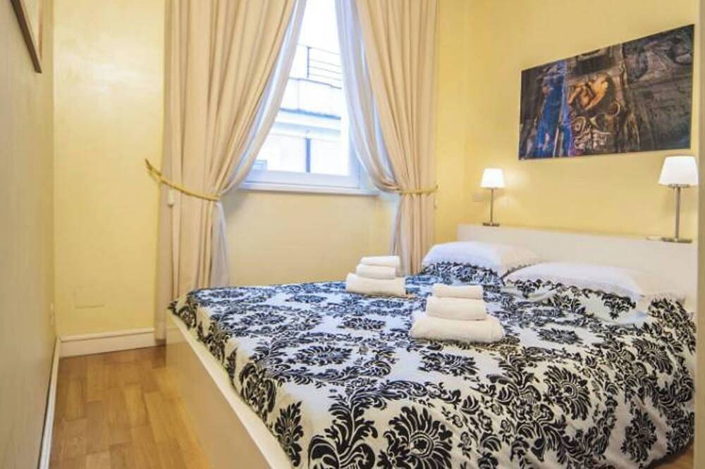 Appartamento intero, Attico con vista fantastica sui monumenti di Roma\nfree wi-fi in Centro di Roma, Roma