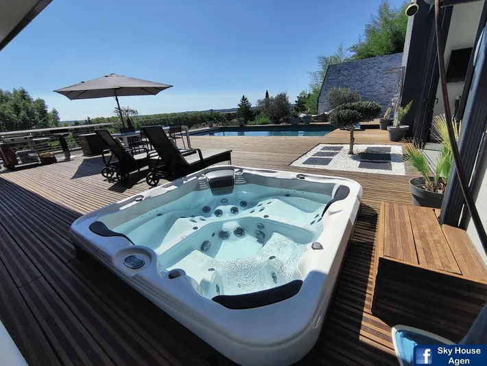 Apartamento de vacaciones para 4 personas, con piscina y terraza además de sauna y vistas, Se admiten mascotas - 1