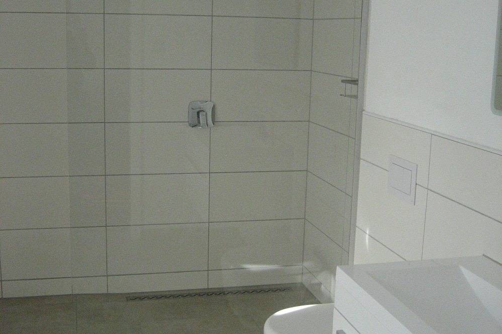 Ganze Wohnung, Edelmann-Apartment, unmittelbar an Frankfurtrheinmain in Alzenau, Spessart-Mainland