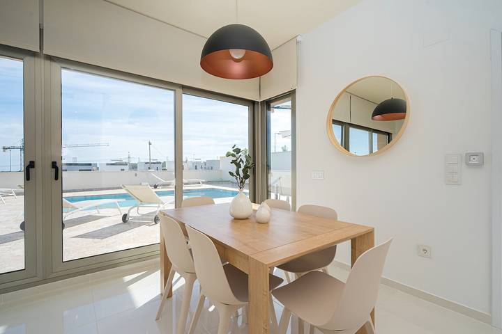 Villa Iris (San Miguel de Salinas) in San Miguel de Salinas, Costa Blanca