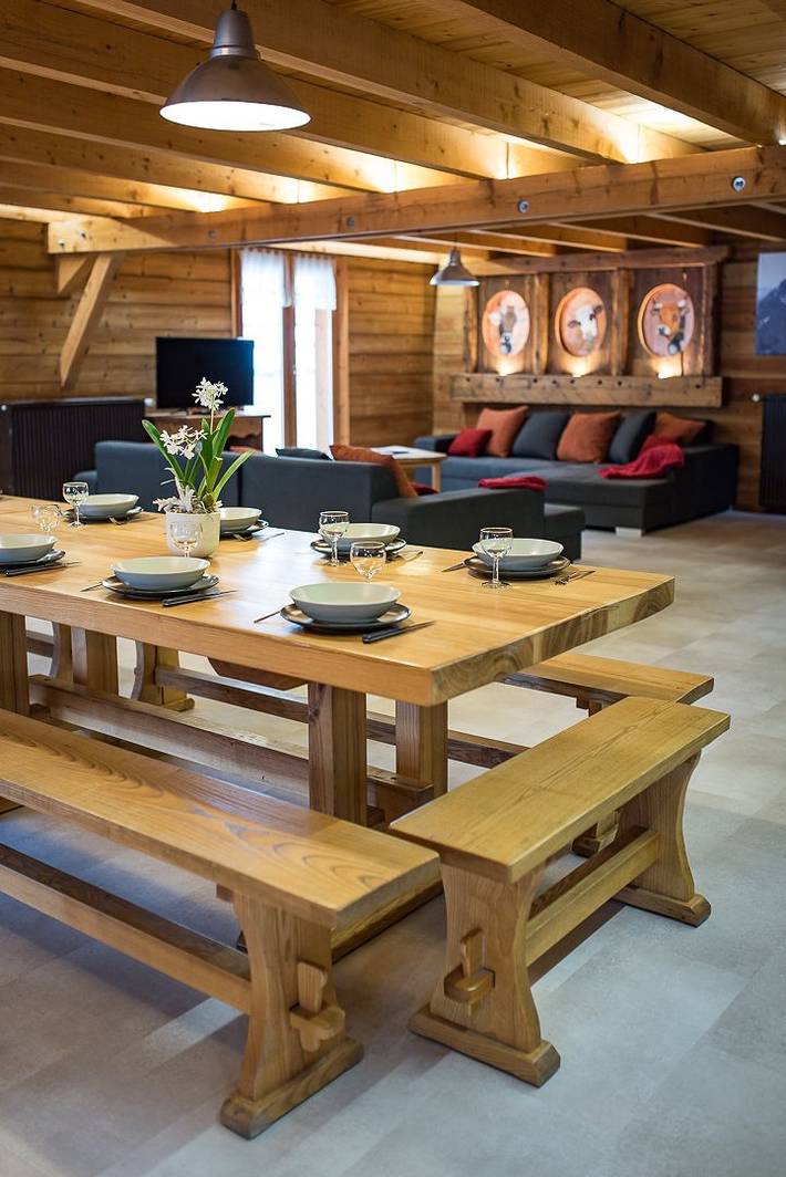 Chalet pour 15 personnes, avec terrasse, adapté aux familles à Saint-Sorlin-d'Arves