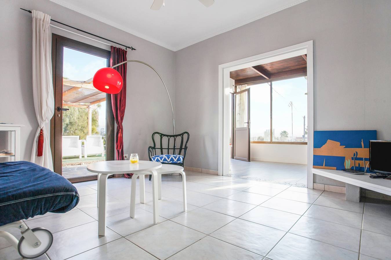 Villa "Bioenergika Sol" con Wi-Fi de fibra óptica, terraza, vistas a la montaña y jardín in Lajares, La Oliva