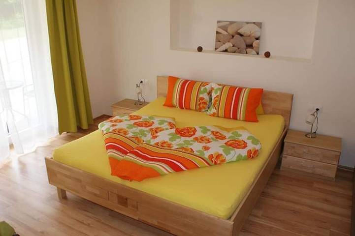 Ferienwohnung für 4 Personen, mit Garten - 1