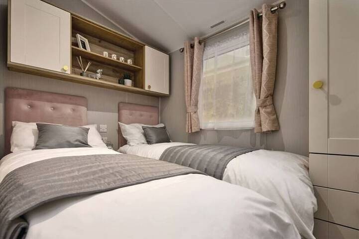 Holiday letting for 7 people in Arbroath