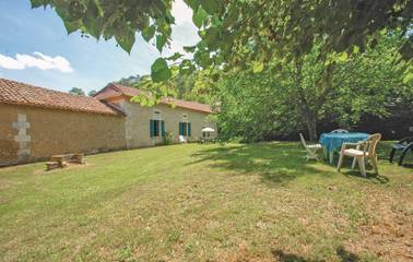 Maison de vacances pour 6 personnes, avec jardin dans Périgord Blanc