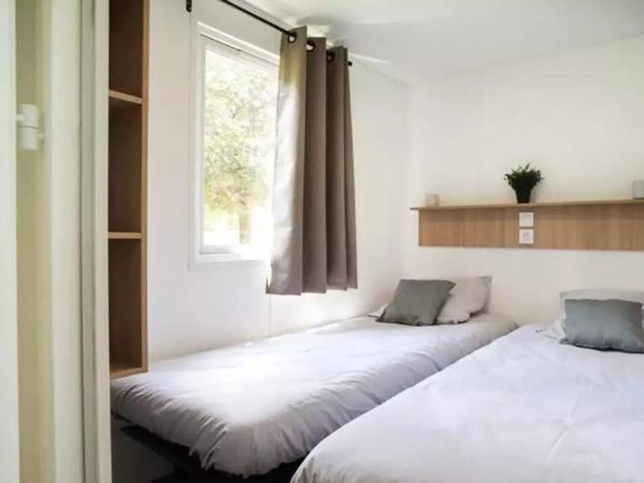 Camping Le Florenville - Mobilheim 5 personen - Cottage 3 Zimmer 4/5 Personen + Tv in Florenville, Luxemburg Provinz