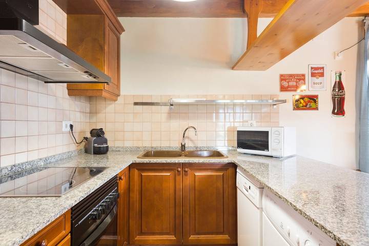 Gîte pour 5 personnes, avec balcon dans Gessa - 4