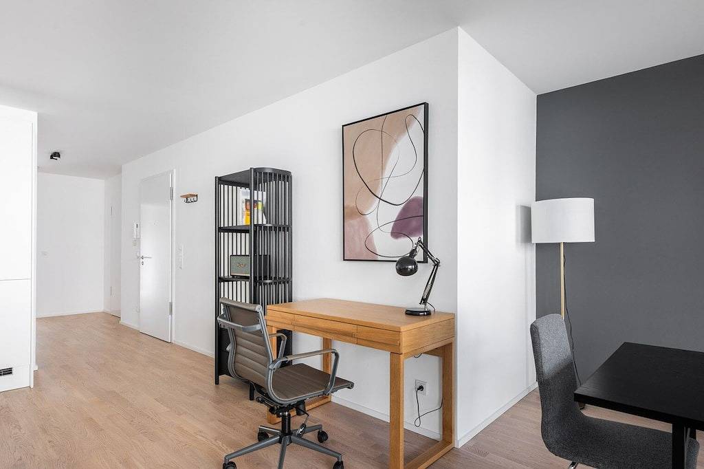 Ganze Wohnung, New Build Gare 2Br  w/ Balcony & Elevator, nr Train Stn, by Blueground in Luxemburg (Stadt), Luxemburg