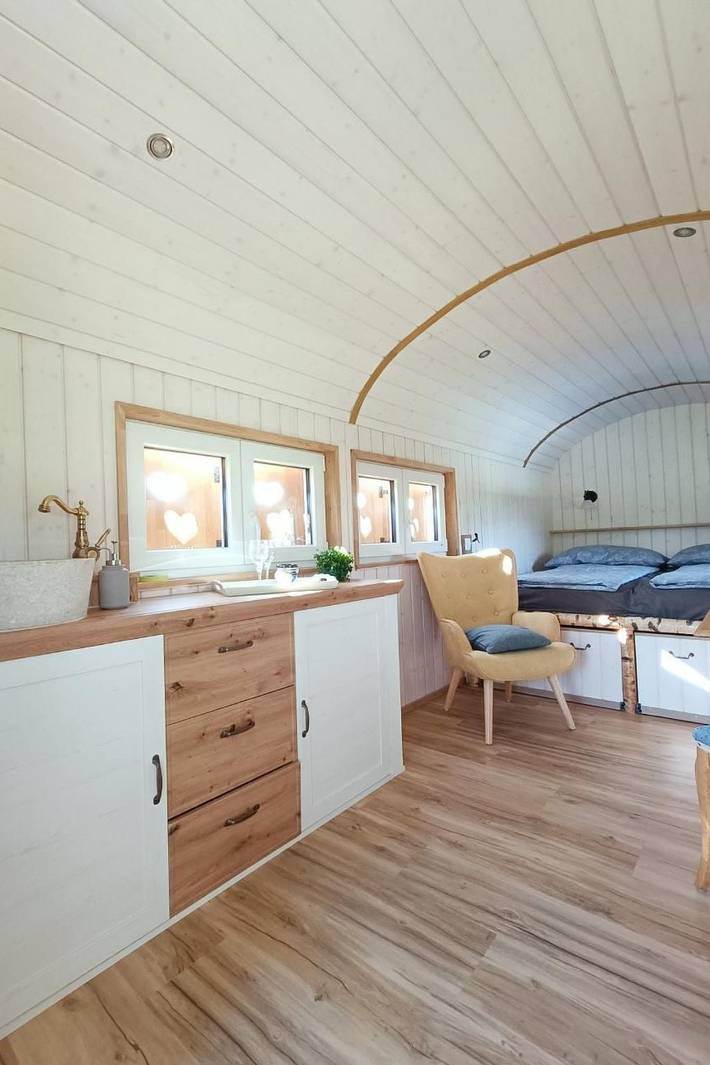 Ganze Wohnung, Zirkuswagen vom Sommerhof in Rohrbachgraben, Kanton Bern