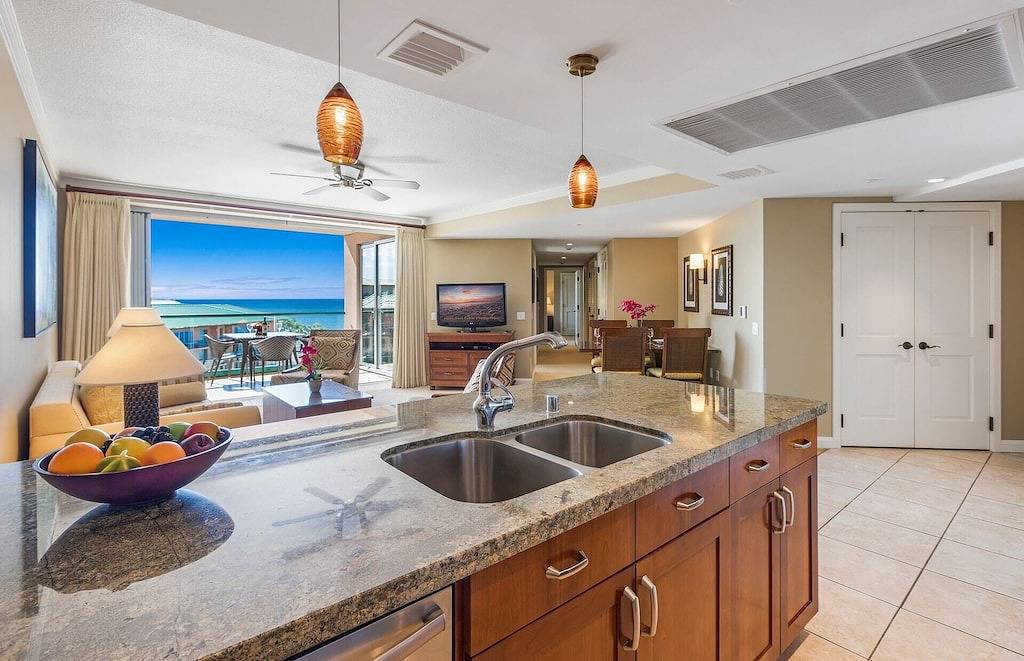 Beach Rental for 6 Guests in Kaanapali, West Maui