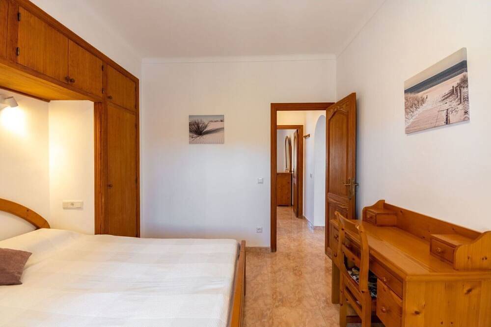 Entire apartment, Cosy apartment for 4 people with A/C, Wifi, pool, Tv, terrace and parking in Cala Santanyí, Santanyí