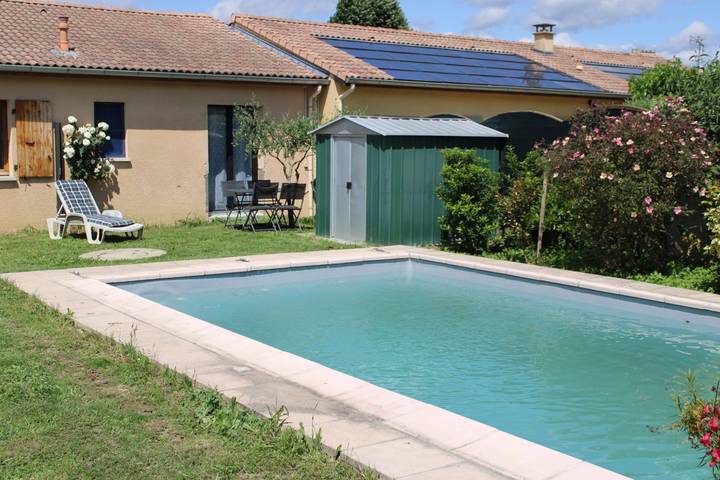 Gîte pour 4 personnes, avec jardin et terrasse