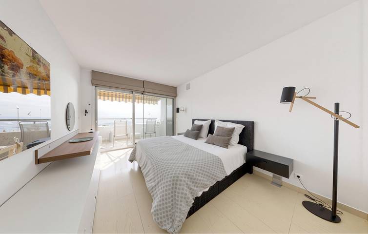 Appartement de vacances entier, Appartement avec vue sur la mer, terrasse et parking, à 2,5 km de la plage La Madrague in Villeneuve-Loubet Plage, Villeneuve-Loubet