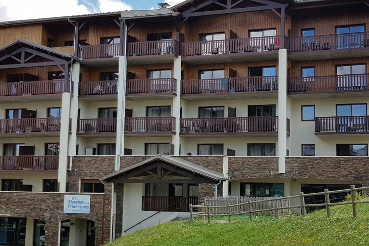 Ganze Wohnung, Std 2-Studio-Apartment-Ensuite-Bergblick in Selonnet, Alpes-de-Haute-Provence