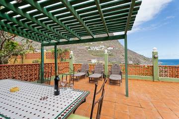 Casa Rural para 5 Personas en Los Pedacitos, Hermigua, Foto 1