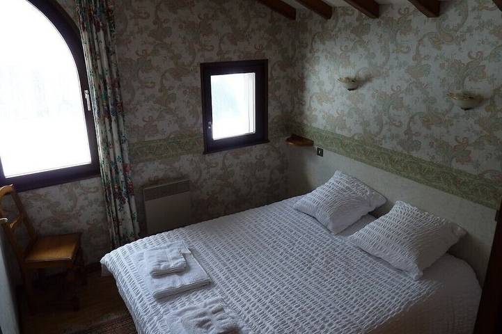 Gîte pour 9 personnes, avec terrasse et jardin, animaux acceptés dans Station de Larcenaire - Bussang - 4