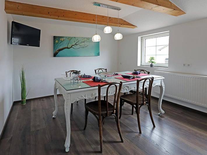 Ferienwohnung für 5 Personen, mit Terrasse und Garten sowie Pool und Ausblick in Lachendorf - 4