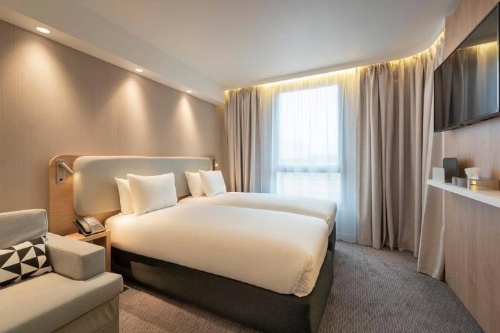 Hôtel pour 2 personnes, avec terrasse à Bailly-Romainvilliers - 3