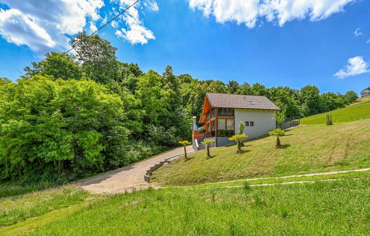 Maison de vacances pour 6 personnes, avec sauna et jardin ainsi que jacuzzi et terrasse - 1
