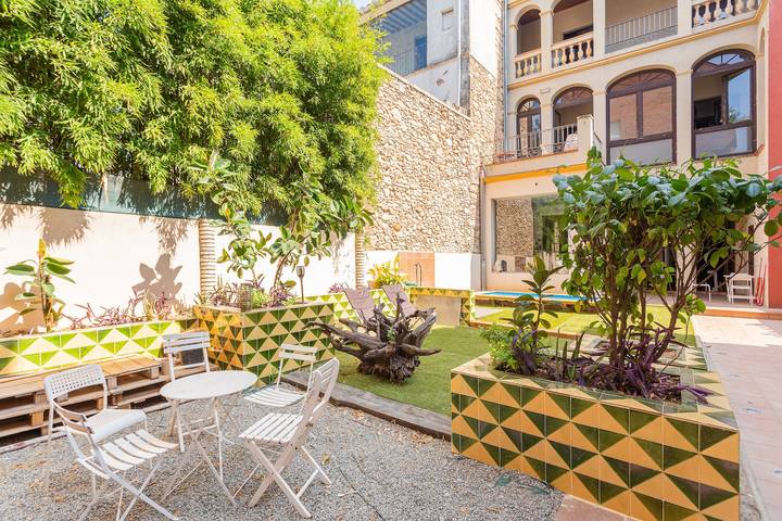 Room 'Ca N'arago 1' with Shared Pool, Wi-Fi and Air Conditioning in Santa Coloma de Farners, Girona-provinsen