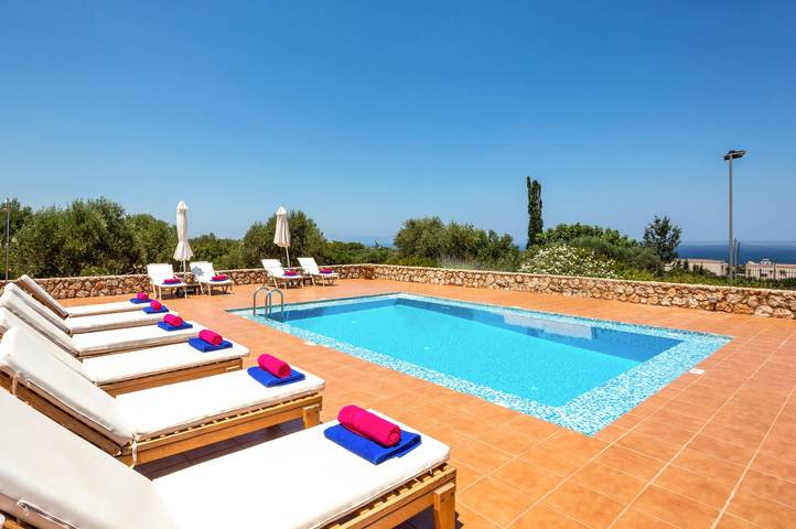 Villa voor 14 personen met tuin in Kalathas, Akrotiri (Chania)