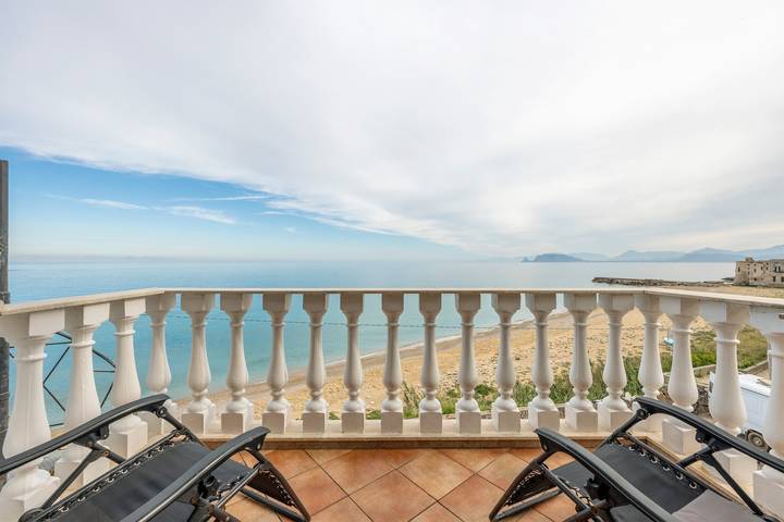 Ferienhaus für 5 Personen, mit Balkon in Palermo - 2