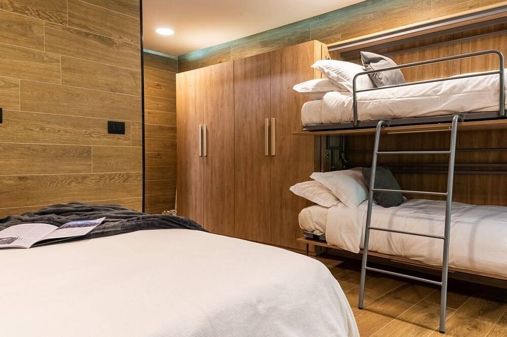 Entire apartment, Snowline Studio Lulù - Ski-in/ski-ou in Cervinia Cielo Alto, Valtournenche