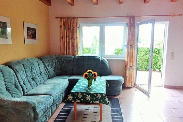 Ferienhaus \"Julia\" im Landhausstil nahe Nationalpark schöne Radwege und Strände in Rechlin, Müritz