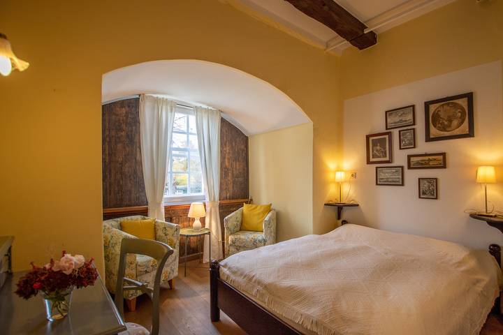 Turmzimmer in Berum, Hage