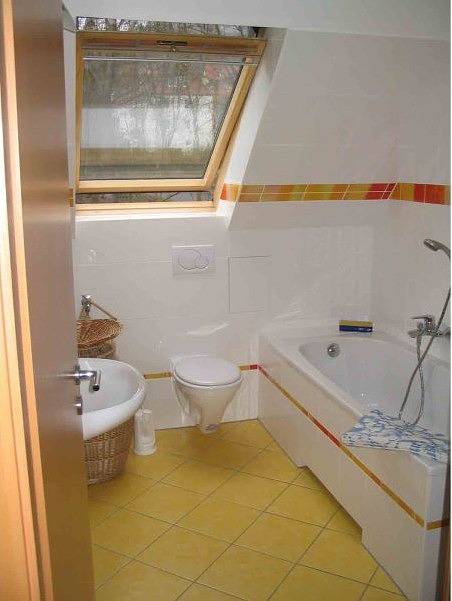 Ganze Ferienwohnung, Ferienwohnung Schröter - Ferienwohnung mit 2 Räumen Bad/Wc in Jena, Saaleland