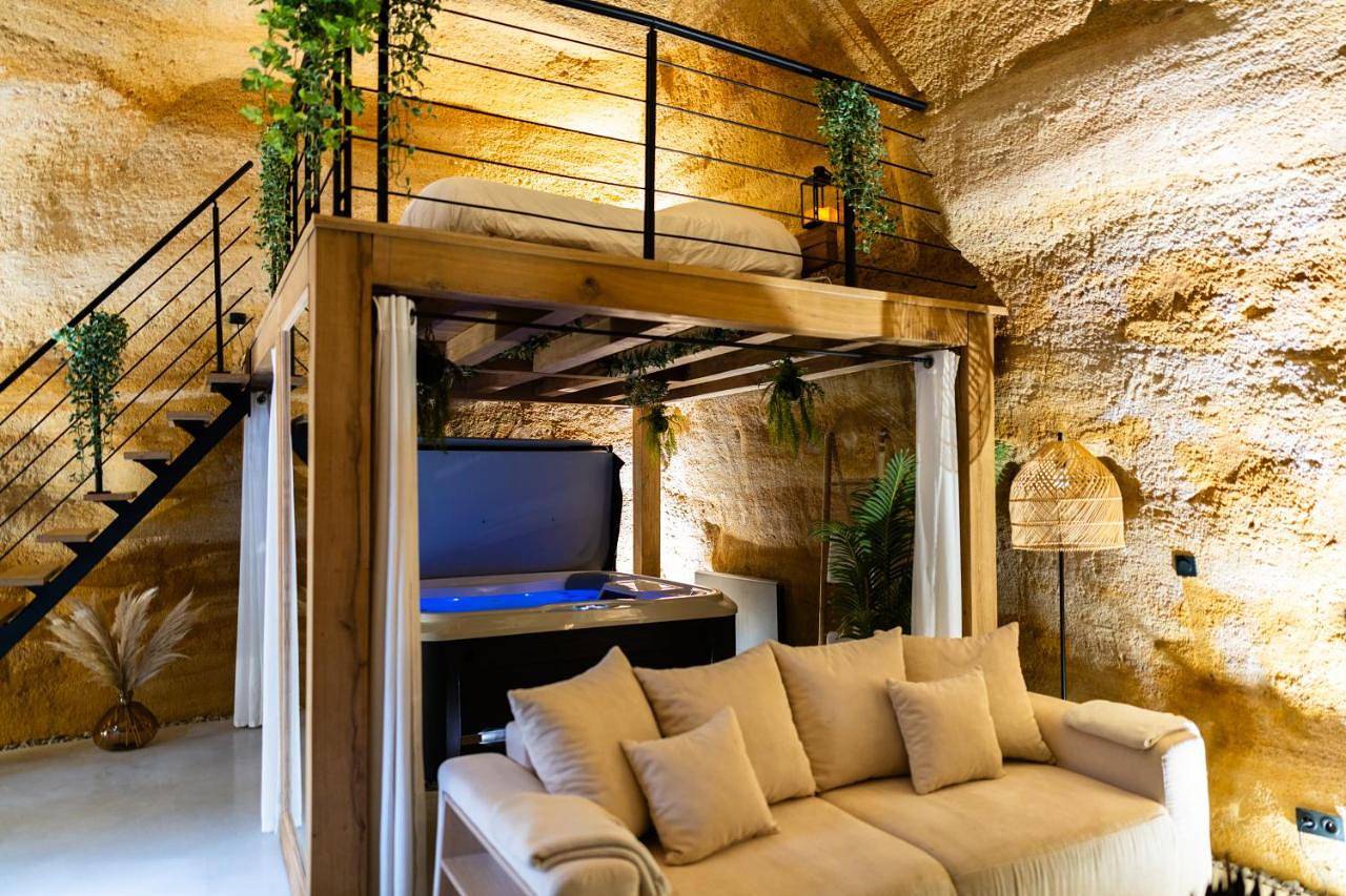 Appartement entier, Suite troglodyte & spa privé - Luxe et détente in Doué-la-Fontaine, Vallée de la Loire
