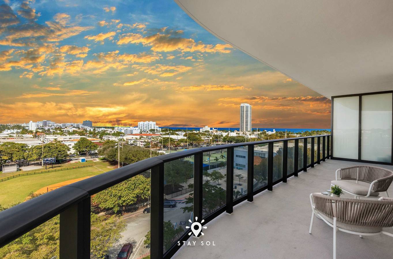 Apartamento entero, Bay   Skyline Oasis   Sunset Corner Retreat in Atlantic Heights, Miami Beach