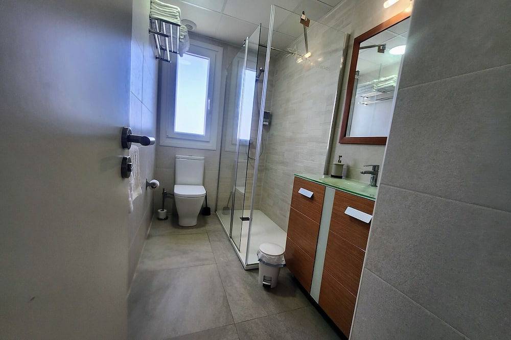 Entire apartment, Covachos Beach Apartment in Santa Cruz de Bezana, Cantabrian Coast