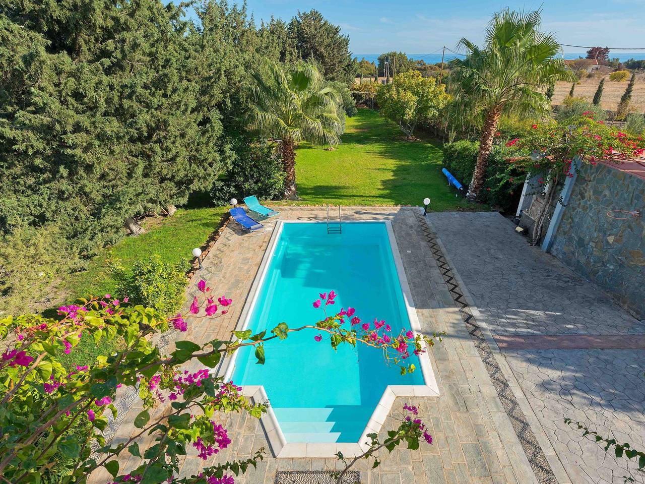 In Notia Rodos mit privatem Garten in Rhodos