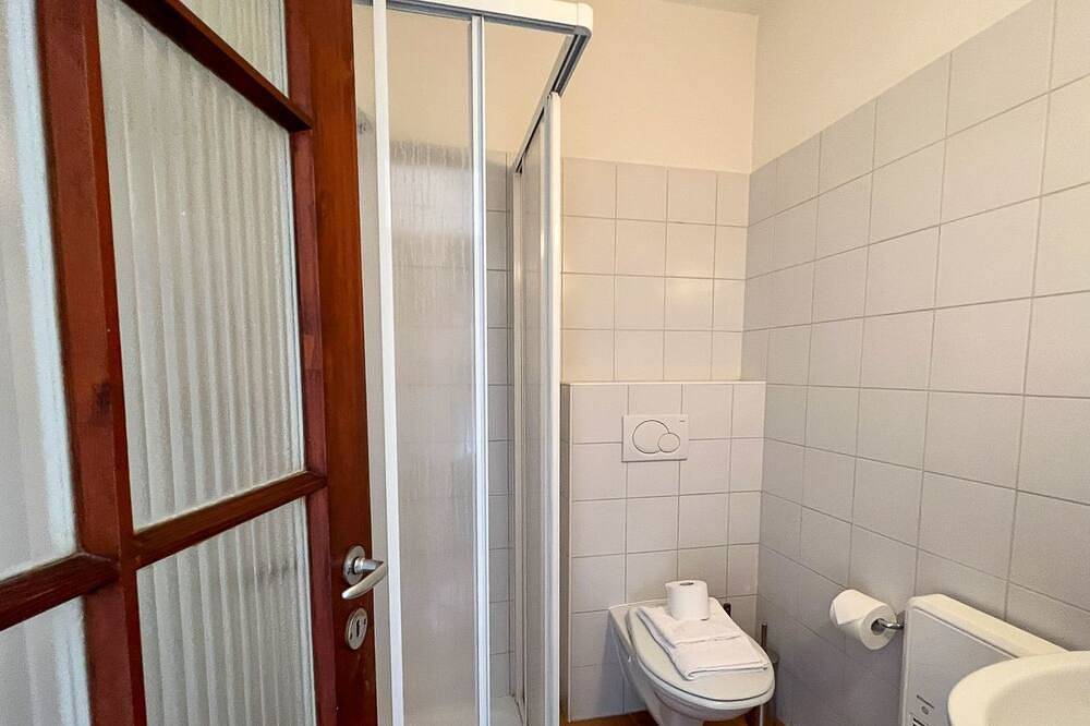 Casa Rustica unten in Porta (Brissago), Brissago