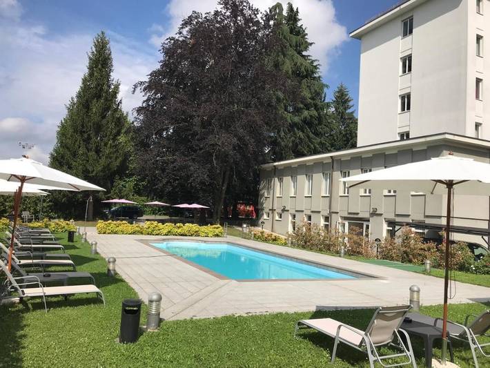 Hotel für 2 Personen, mit Terrasse und Garten sowie Pool und Sauna in Varese