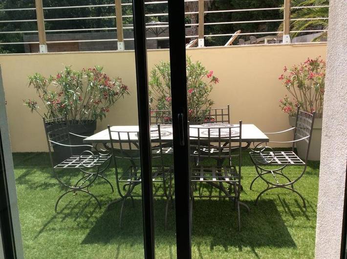 Villa pour 8 personnes, avec jardin ainsi que vue et piscine à Le Castellet - 3