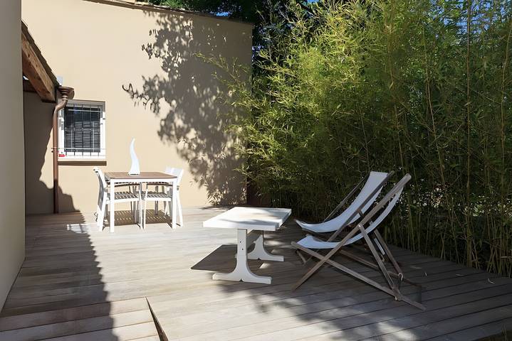 Holiday Home 'Gîte Avec Piscine Pour 2 Personnes' with Private Pool, Wi-Fi and Air Conditioning in Roussillon, Parc naturel régional du Luberon