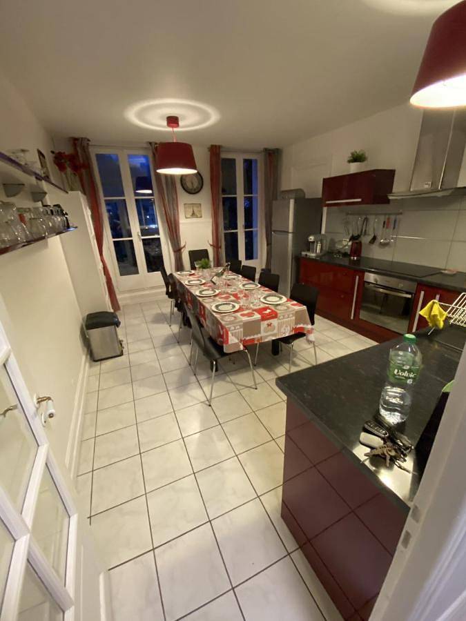 Gîte pour 8 personnes, avec jardin et vue, animaux acceptés dans Thermes De Choussy - 2