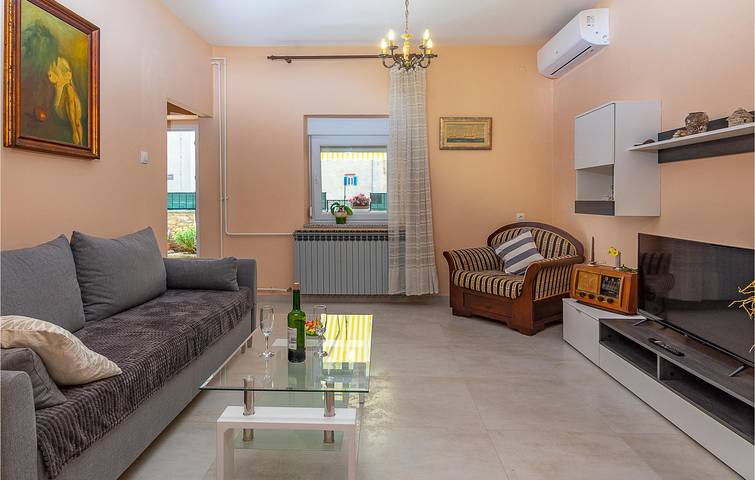 Ferienwohnung für 4 Personen, mit Terrasse in Sisan - 4
