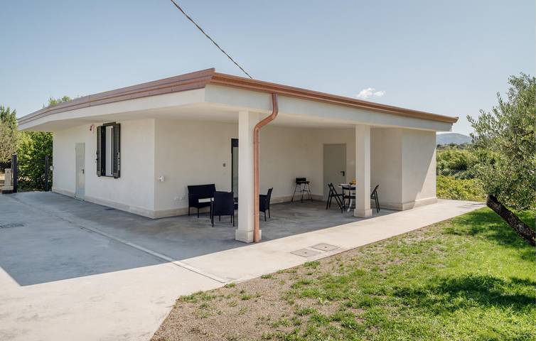 Casa de vacaciones para 5 personas, con piscina y jardín - 1