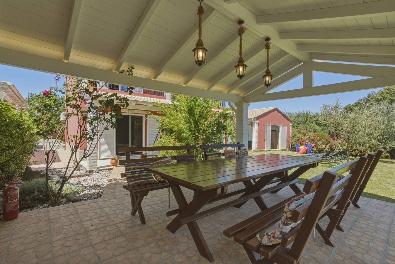 Euphoria Country House with Jacuzzi and Barbecue in Άγιο Ιωάννη (Κέρκυρα), Κέρκυρα