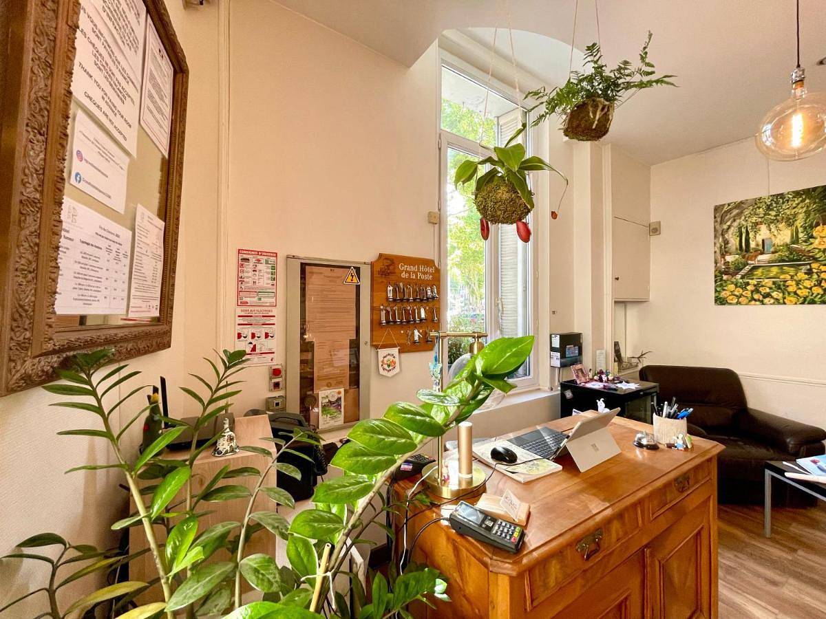 Standard Double Room in Salon-de-Provence, Côte méditerranéenne (France)