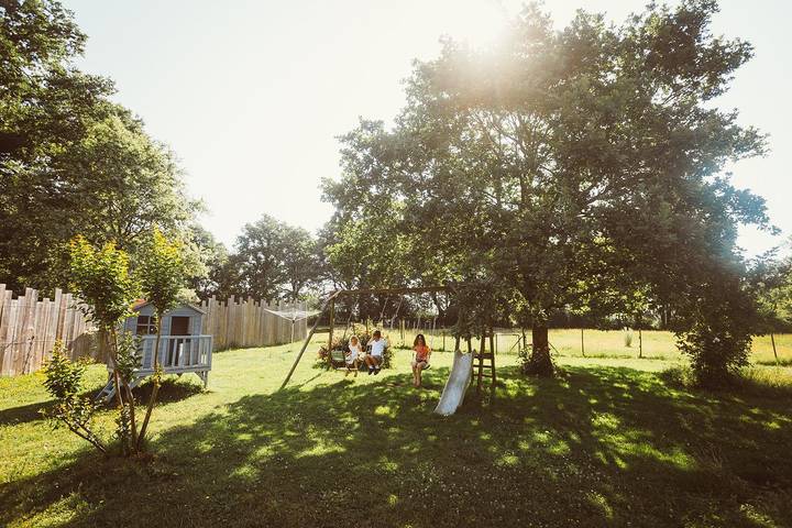 Gîte pour 14 personnes, avec jardin et terrasse, animaux acceptés en Vendée - 2