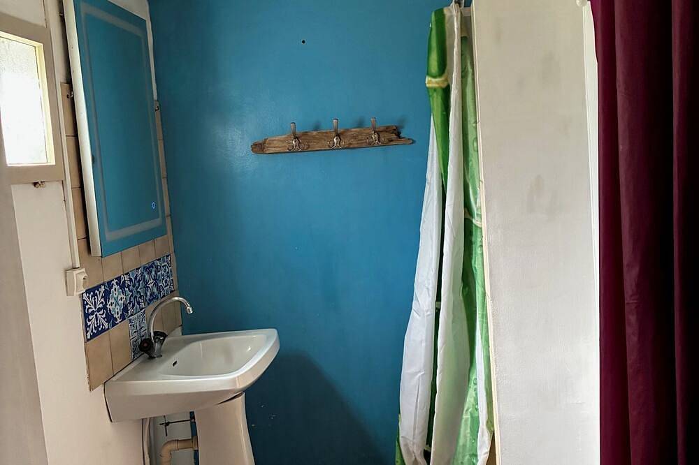 À louer – Charmant bungalow avec jardin au Verdon-sur-Mer Pour 2 personnes in Le Verdon-sur-Mer, Région de Lesparre-Médoc