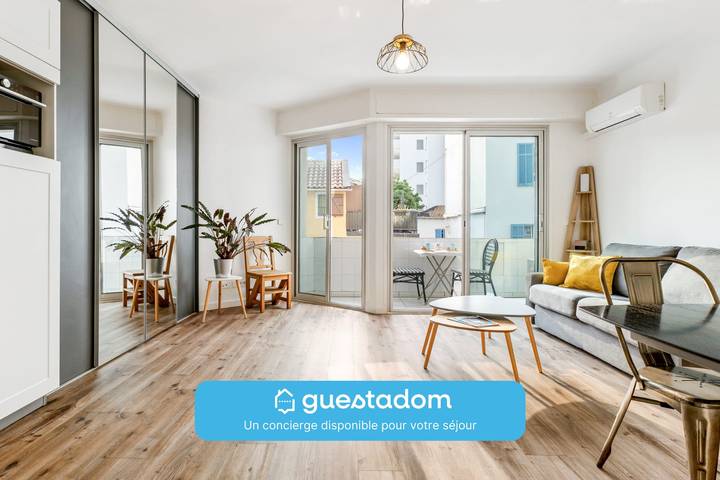Ferienwohnung für 3 Personen, mit Balkon, kinderfreundlich in Antibes