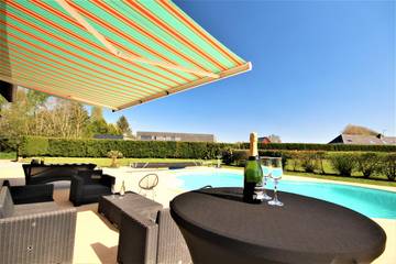 Cottage for 10 People in Claville-Motteville, Seine-Maritime, Photo 1