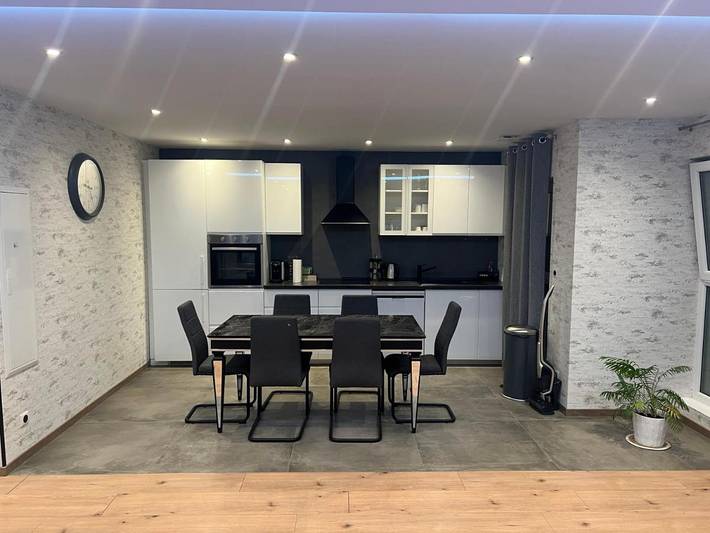 Location de vacances pour 6 personnes, avec piscine ainsi que vue et terrasse à Wolfisheim - 3