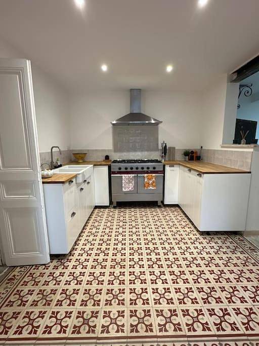 Location de vacances pour 6 personnes, avec jardin et piscine à Cairanne - 4