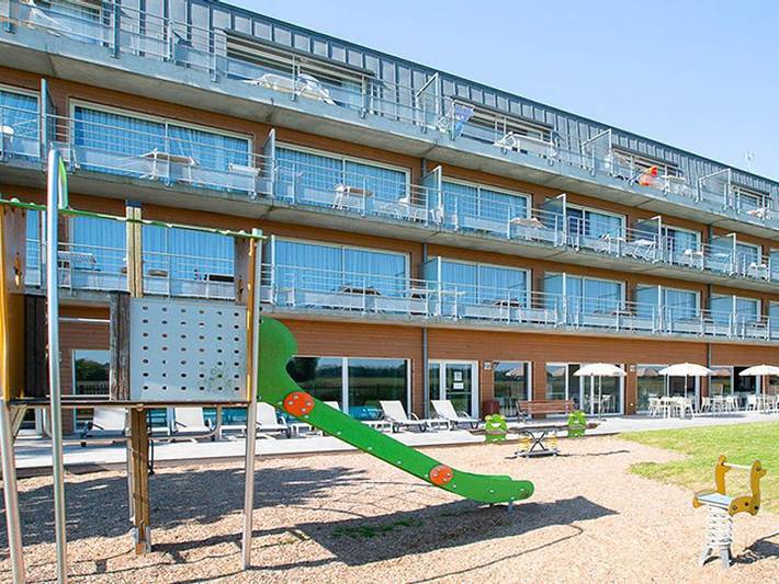 Studio entier, Résidence Le Domaine du Mont - Vacancéole - Studio 2 personnes - 2 personnes in Roz-sur-Couesnon, Baie du Mont-Saint-Michel